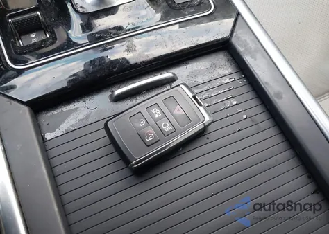 2020 Jaguar Xe S Awd Automatic from USA, damaged, VIN SAJAJ4FXXLCP63628